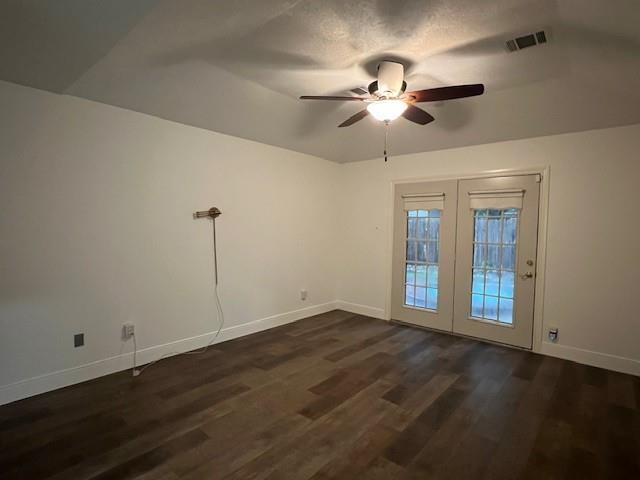 Foto del edificio - 3906 Hazelwood Dr