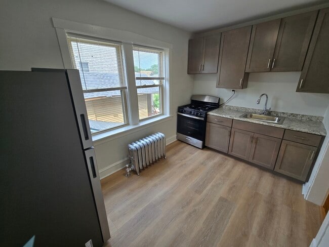 Foto del edificio - 4831 N Springfield Ave