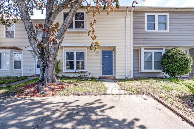 Building Photo - 1512 Sangaree Cir