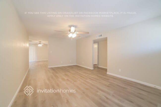 Building Photo - 3608 W Grovers Ave