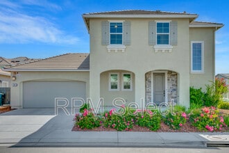 Building Photo - 567 Datura Dr