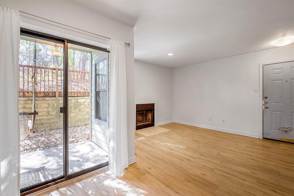 Primary Photo - 4500 E Oltorf St