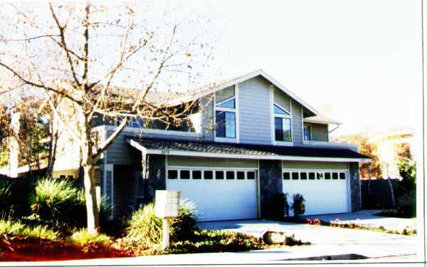 Building Photo - 2446-2450 Chiquita Ln
