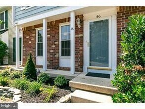 Building Photo - 46 Dorchester Cir