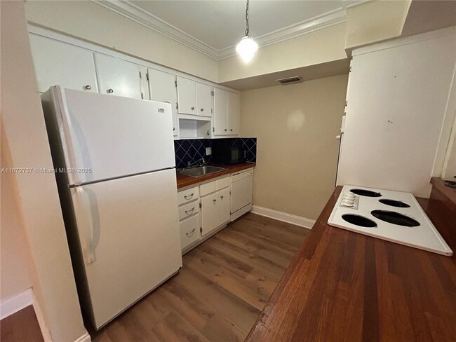 Foto del edificio - 11855 NE 19th Dr