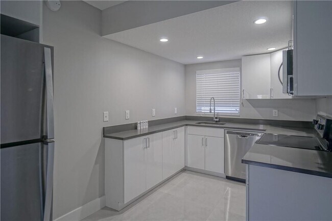 Foto del edificio - 640 NE 7th Ave