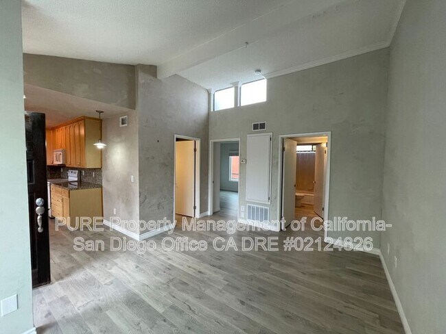 Building Photo - 4383 Kansas St