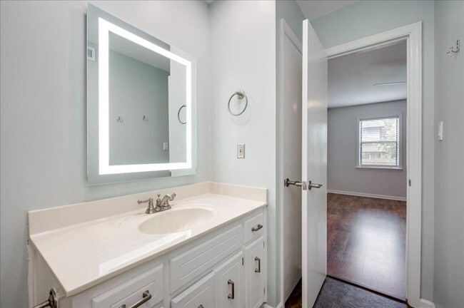 Building Photo - 3101 Bobcat Ct