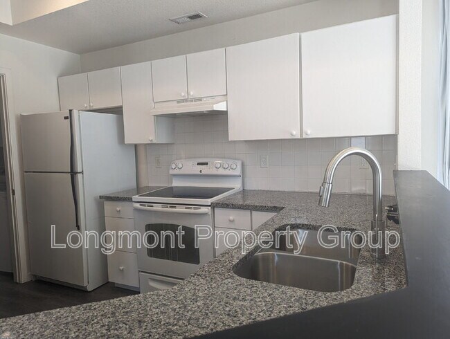 Foto del edificio - 746 Arrowwood Street