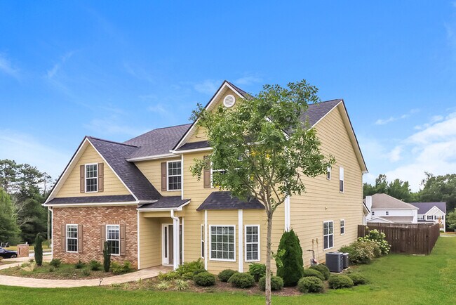 Building Photo - 6013 Locklear Way