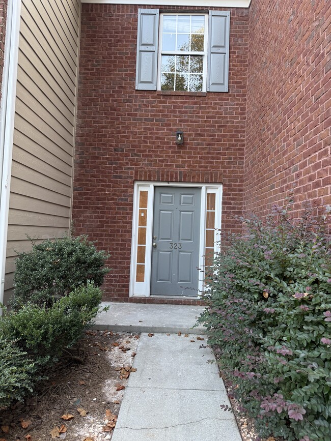 Building Photo - 323 Parc River Blvd