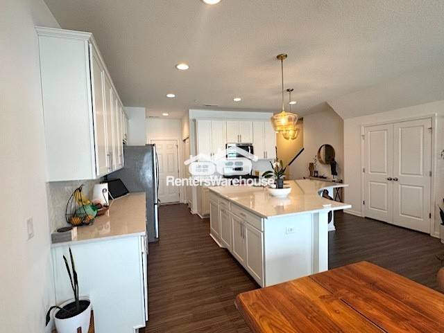 Foto del edificio - 7216 Walnut Grove Ln N