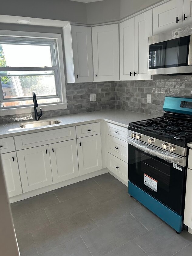 kitchen - 211 1st ave