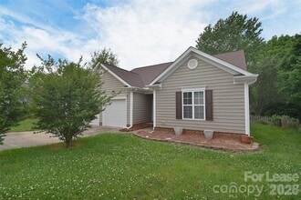 Building Photo - 550 Carlisle Dr