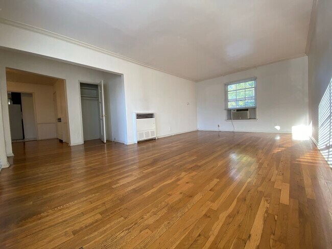 Foto del edificio - 1230 S Alfred St