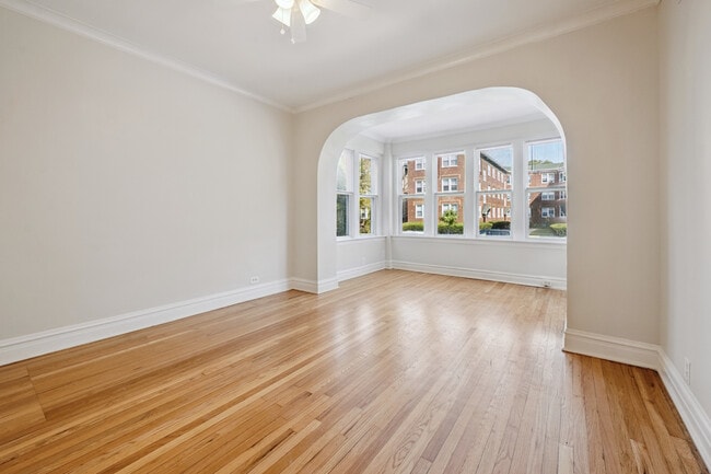 Foto del edificio - 4847 W Hutchinson St