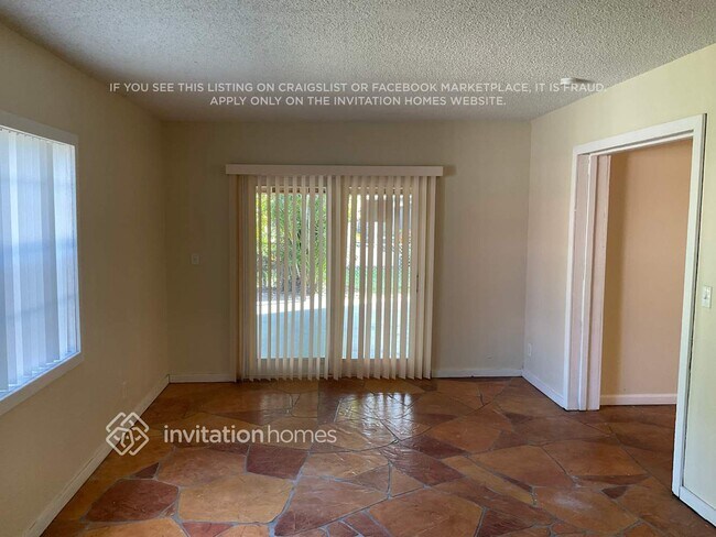 Building Photo - 304 SW 76th Terrace