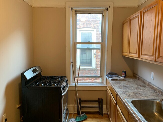 Building Photo - 4822 Church Ave