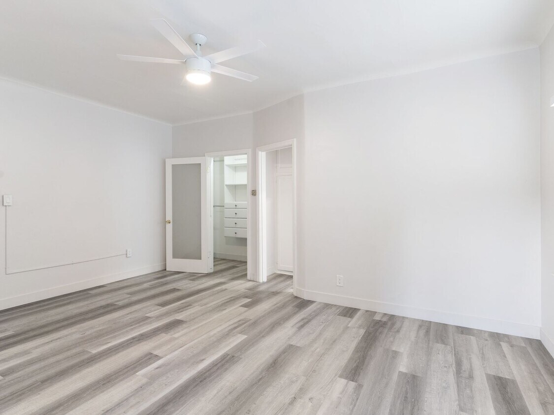 Foto principal - 608 W 6th St