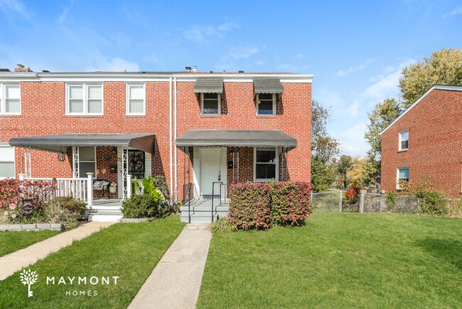 Building Photo - 1216 Woodbourne Ave