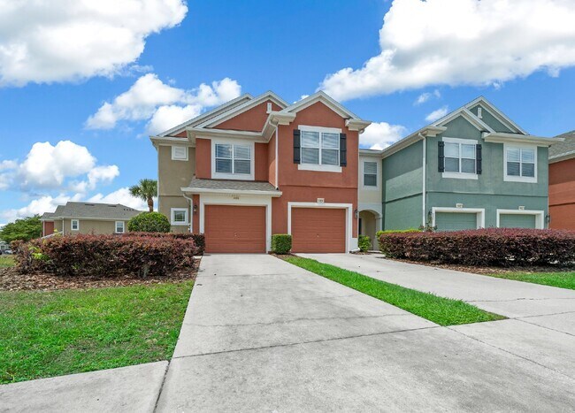 Building Photo - Corner Unit ~ Lake View ~ Maintenance Free...