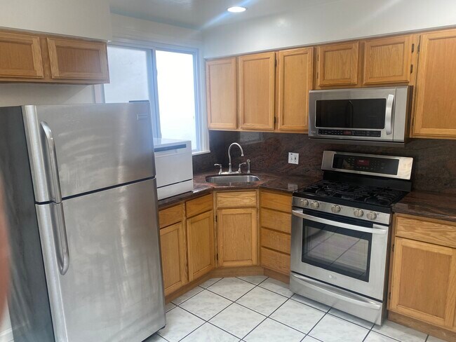 Cocina - 1689 20th Ave