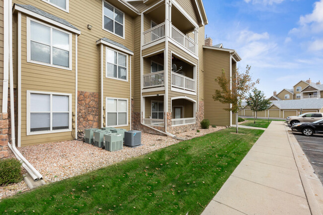 Foto del edificio - 6021 Castlegate Dr W