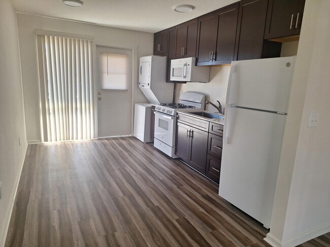 Kitchen with back door entry - 3818 Merrimac Ave