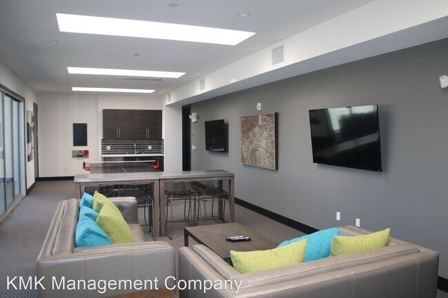 Building Photo - 2 br, 2 bath Apartment - 11811 Culver Blvd...