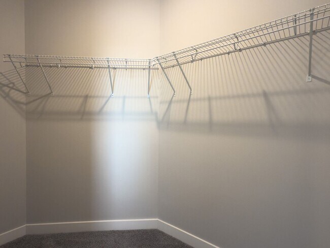 Interior Photo - The Landing at Legends