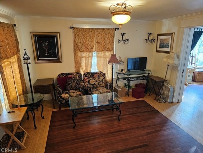 Photo - 1820 N Bush St House