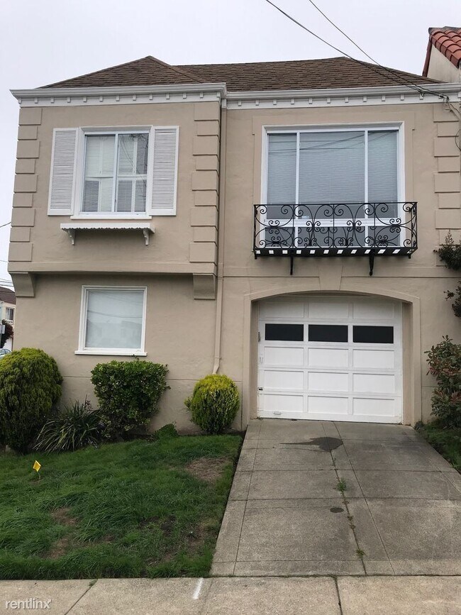 Building Photo - 4 br, 3 bath House - 1345 Ortega Street