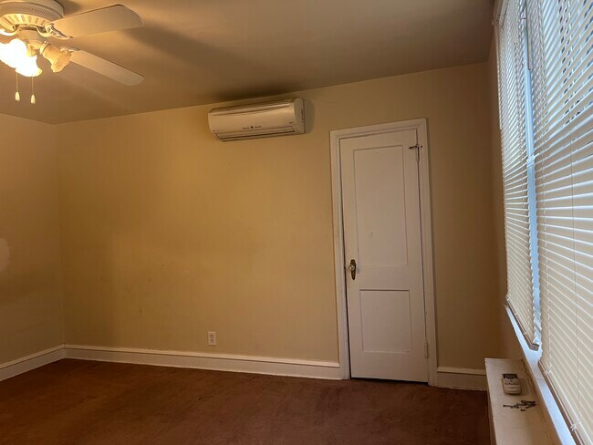 Foto del edificio - 3339 Vista St