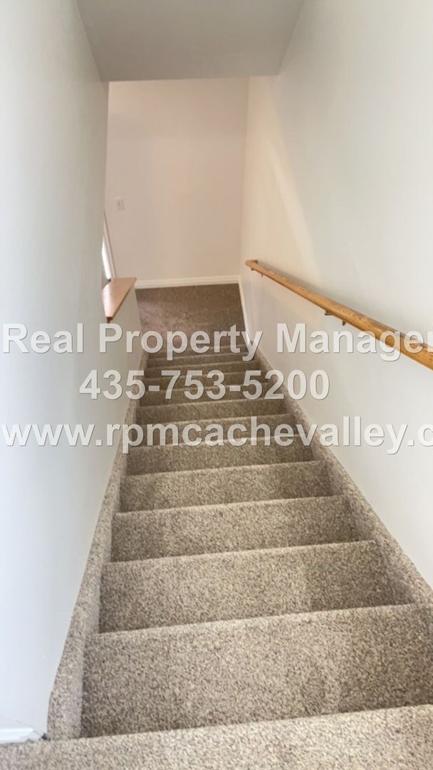 Building Photo - 222 W 1458 S