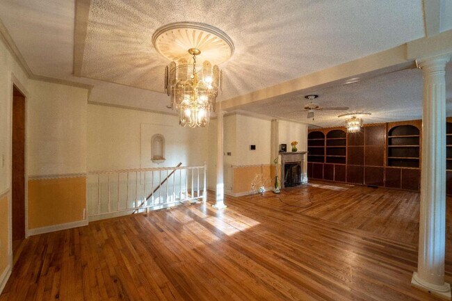 Foto del edificio - 6535 White Mill Rd