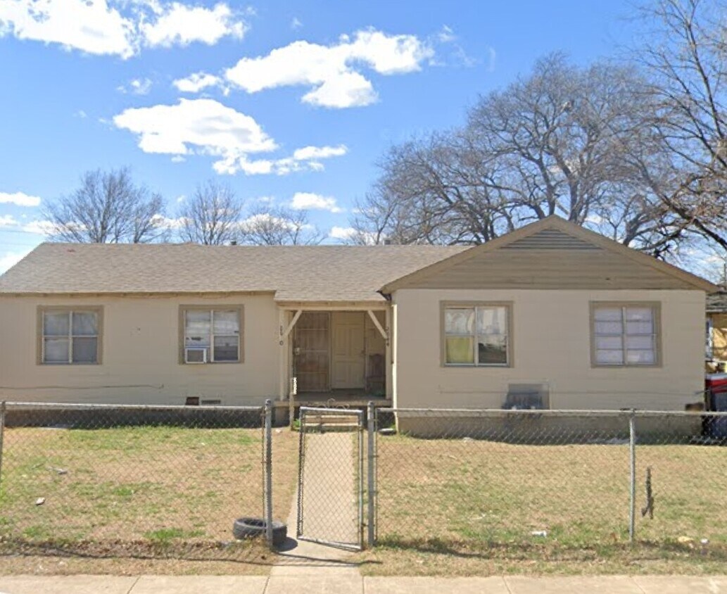 2644 Canberra Ct, Fort Worth, TX 76105 House for Rent in Fort Worth, TX