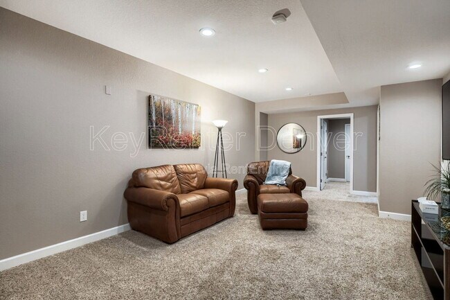 Building Photo - 22706 E Ottawa Pl