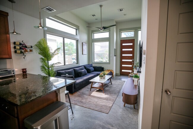 Foto del edificio - 8500 Bowling Green Dr