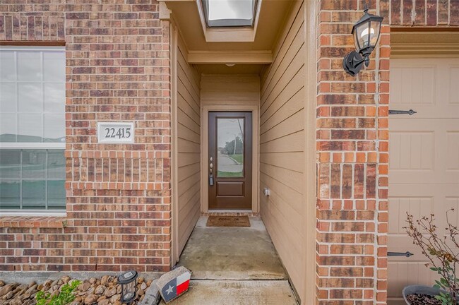Building Photo - 22415 Kennons Way
