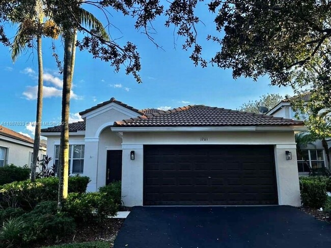 Foto del edificio - 1761 Aspen Ln