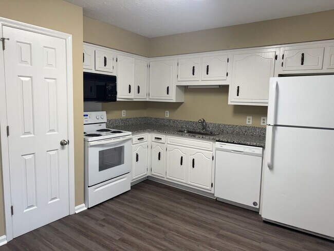 Photo - Huntington Parkway Duplex 1 Apartment