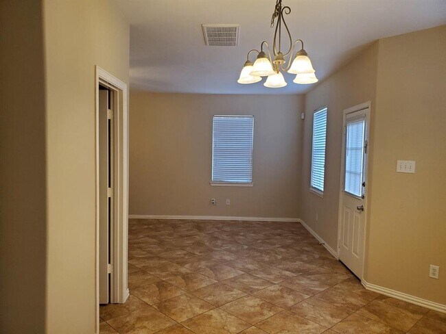 Building Photo - 3207 Sapphire Star Dr