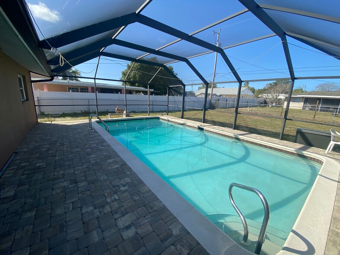 Foto principal - 2714 SE 18th Pl