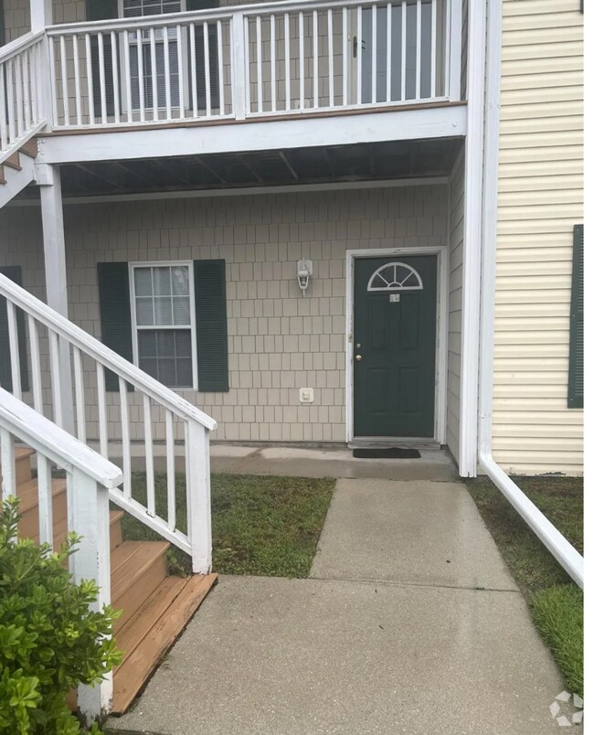 Fairlawn Apartments for Rent with a Garage Wilmington, NC 4 Rentals
