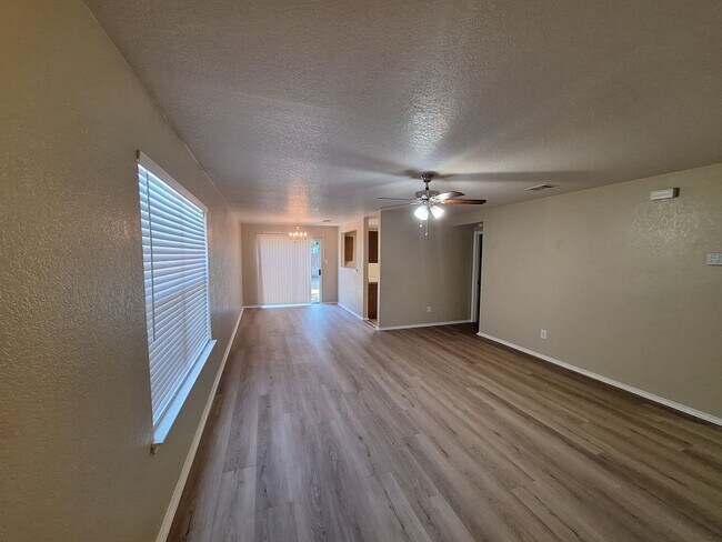 Foto del edificio - Bridgewood Corner Lot