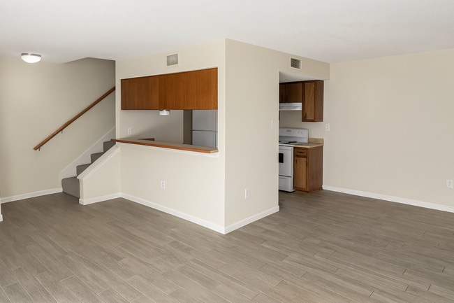 Building Photo - 4505 Hunt Cir