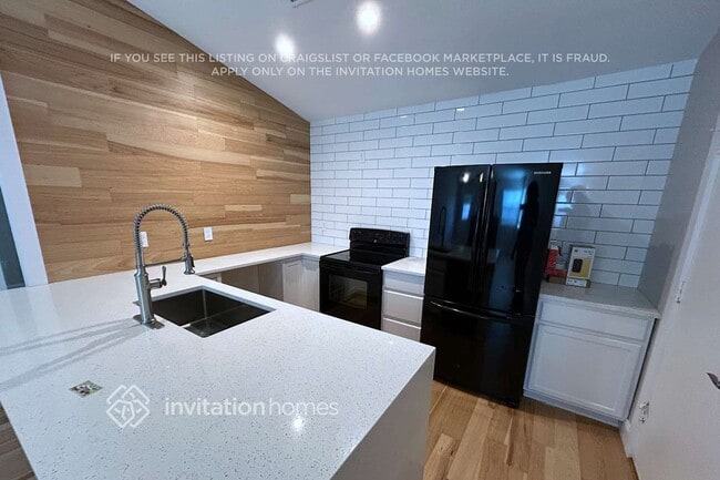 Foto del edificio - 107 Oakridge Dr