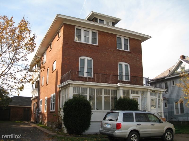 Primary Photo - 1105 Hammond Ave