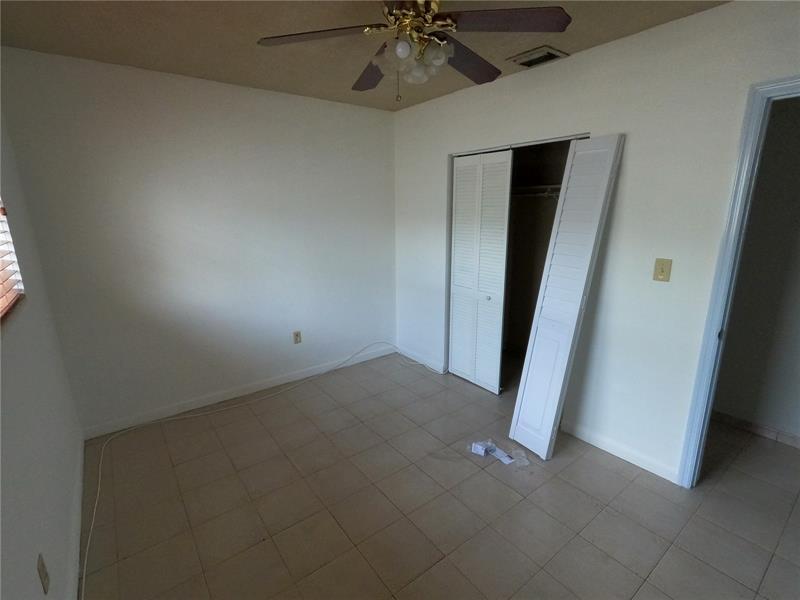 Foto del edificio - 16800 NE 1st Ave