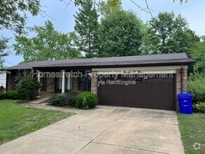 Building Photo - 1405 San Miguel Ln